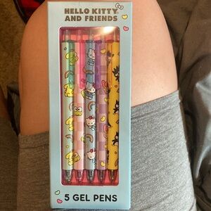 Viral** hello kitty pens